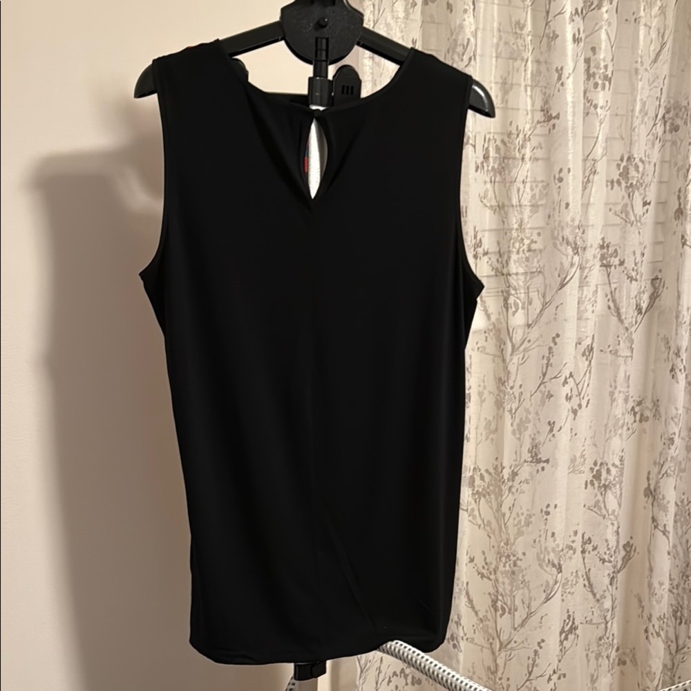 Striped Multicolor Sleeveless Top - Picture 3 of 5